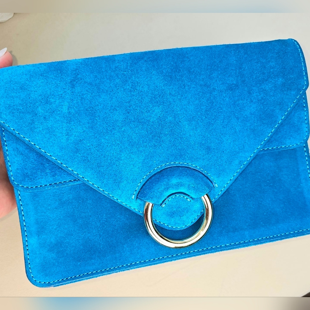 Banana Republic Blue Suede Crossbody Clutch – Gold Ring Closure – NWT - Picture 16 of 16